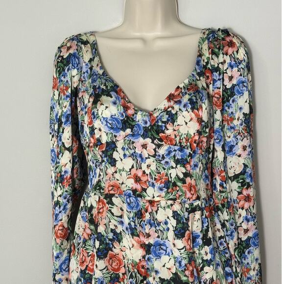 ASOS Design Cupped Satin Tea Romper in Floral Print Size 10 - Picture 9 of 15